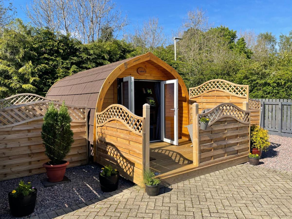 פורט ויליאם Conifer Cabins מראה חיצוני תמונה